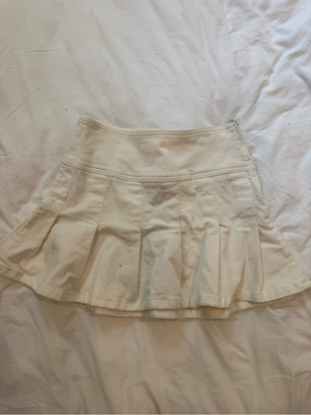 Aeropostale Cream Pleated Skater Skirt